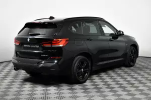BMW  4