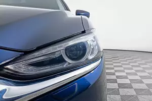 Mazda  8