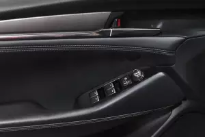 Mazda  10