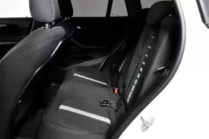BMW  11