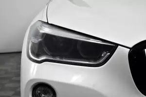 BMW  6