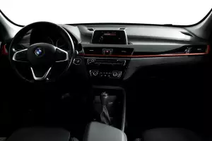 BMW  8