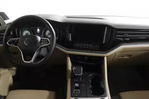 Volkswagen  7