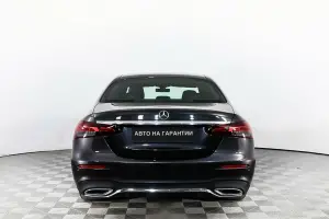 Mercedes-Benz  5