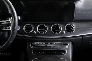 Mercedes-Benz  7