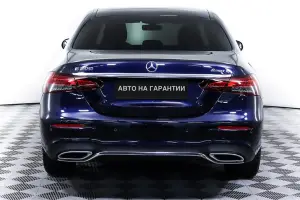 Mercedes-Benz  14