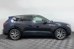 Volkswagen  3