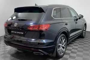 Volkswagen  4