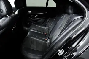 Mercedes-Benz  11