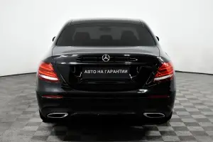 Mercedes-Benz  5