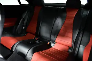 Mercedes-Benz  11