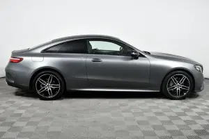 Mercedes-Benz  3
