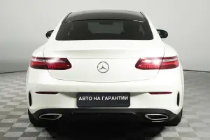 Mercedes-Benz  5