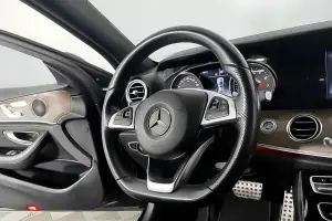 Mercedes-Benz  12
