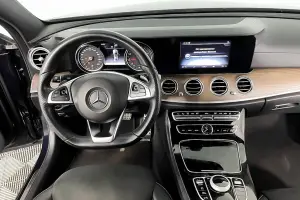 Mercedes-Benz  7