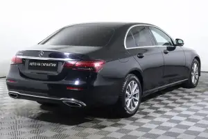Mercedes-Benz  4