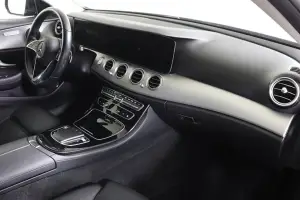 Mercedes-Benz  8