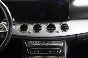 Mercedes-Benz  9
