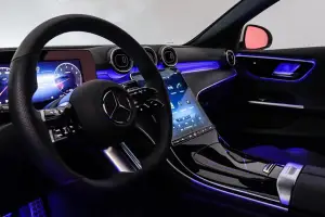 Mercedes-Benz  11