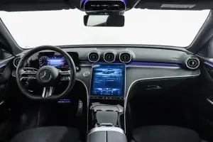 Mercedes-Benz  8