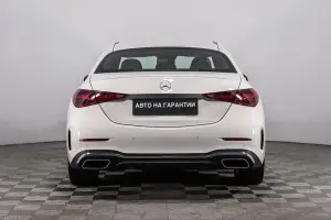 Mercedes-Benz  18