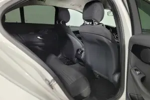 Mercedes-Benz  4