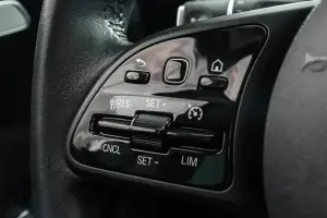Mercedes-Benz  7