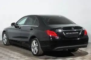 Mercedes-Benz  23