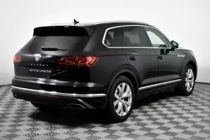 Volkswagen  4