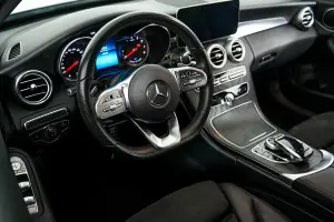 Mercedes-Benz  16