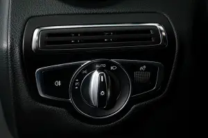 Mercedes-Benz  11