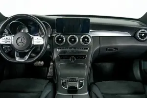 Mercedes-Benz  8