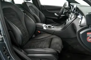 Mercedes-Benz  4