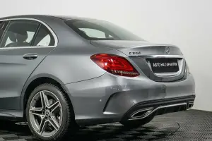 Mercedes-Benz  23