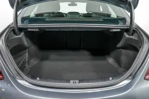 Mercedes-Benz  18