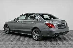 Mercedes-Benz  4