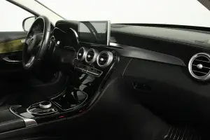 Mercedes-Benz  8