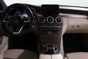 Mercedes-Benz  7
