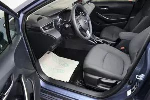 Toyota  11