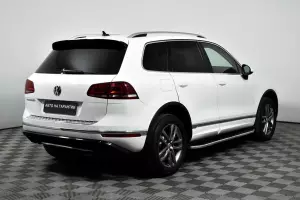 Volkswagen  4
