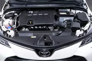 Toyota  12