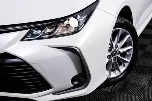 Toyota  1