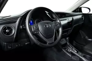 Toyota  10