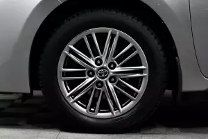 Toyota  7