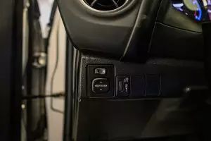 Toyota  6