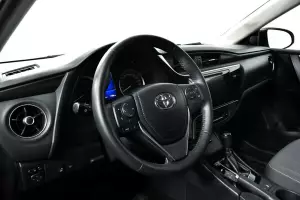 Toyota  10