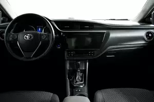 Toyota  8