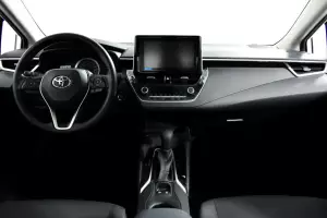 Toyota  8