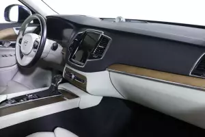 Volvo  8