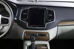 Volvo  9